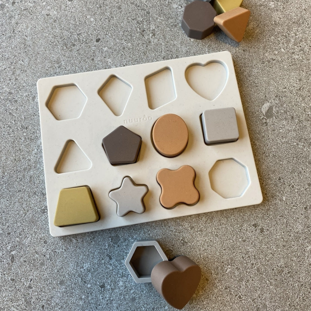 Nuuroo szilikon formabeillesztő puzzle